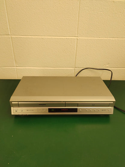 Toshiba SD-V320SC2 DVD VCR Combo Player PARTS OR REPAIR Only