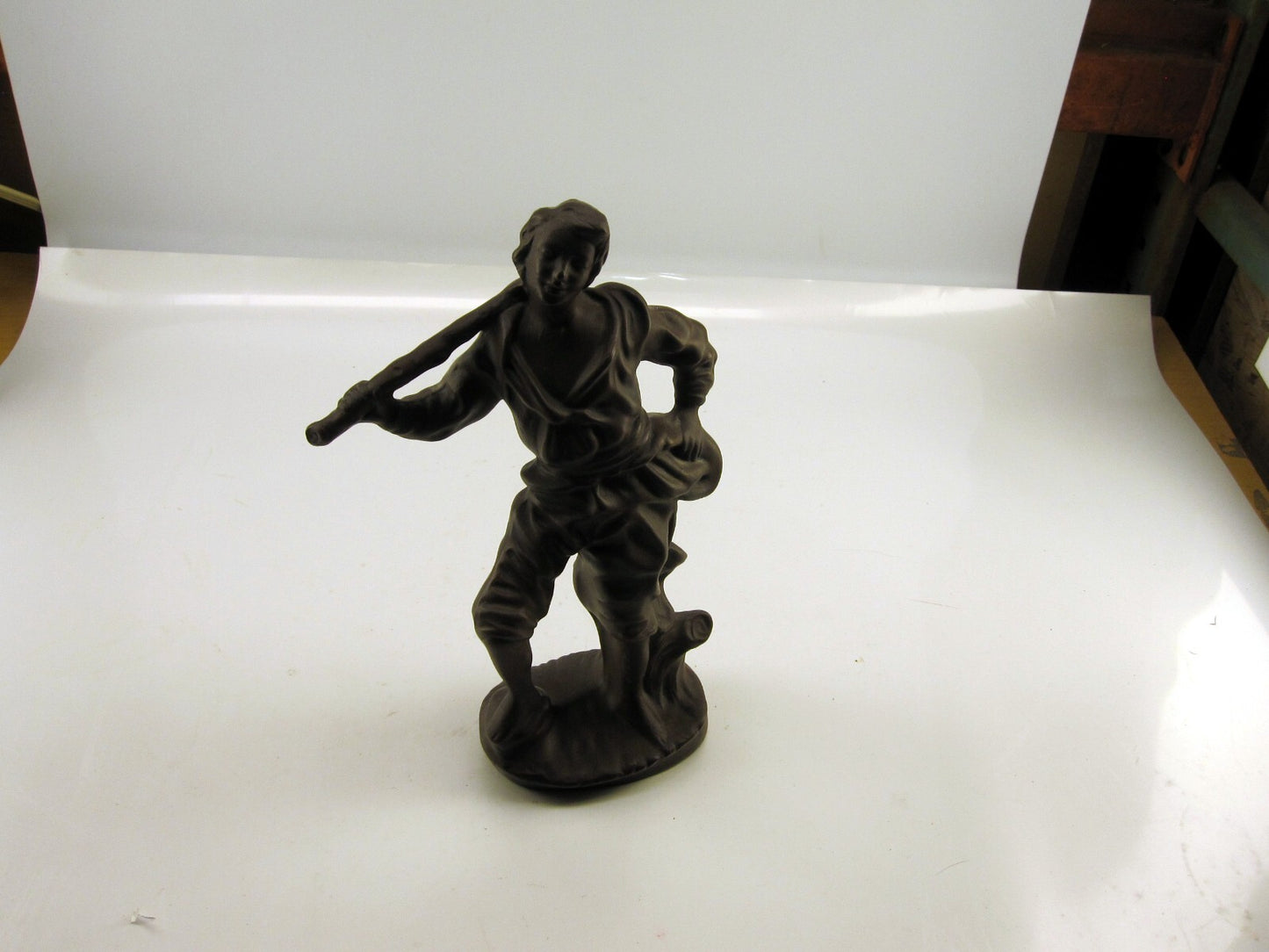 Garrard Mold Figurine - 13.5in