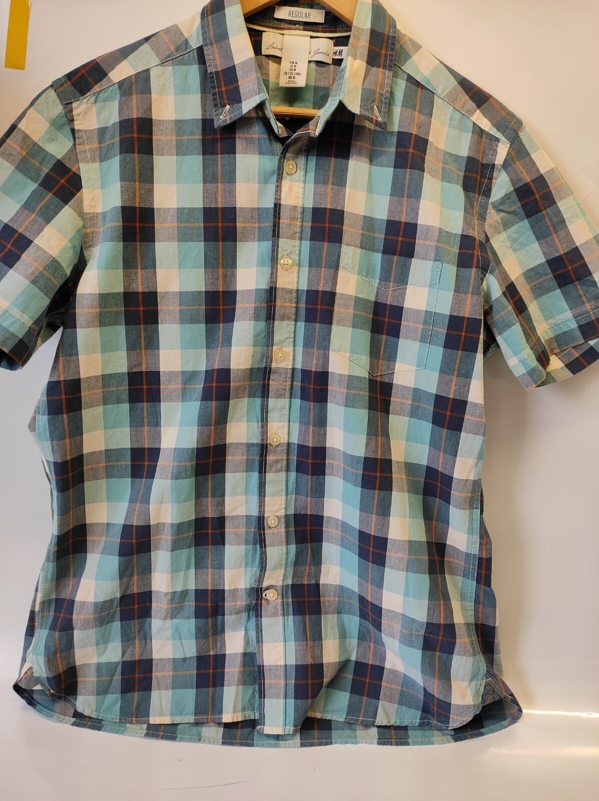 H&M L.O.G.G Shirt M Medium Blue Button-Up Regular Fit Plaid Short Sleeves Mens