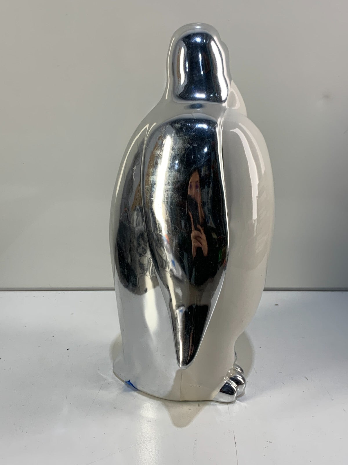 Ceramic Penguin Statue for Room Shelf Desk Office Decor (Silver)