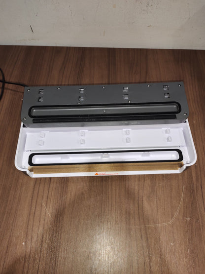 Vacuum Sealer Machine, Full Automatic Food (95Kpa), Silver - V8111