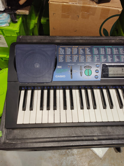 Casio CTK-519 Electronic Keyboard Synthesizer 100 tones rhythms songs midi