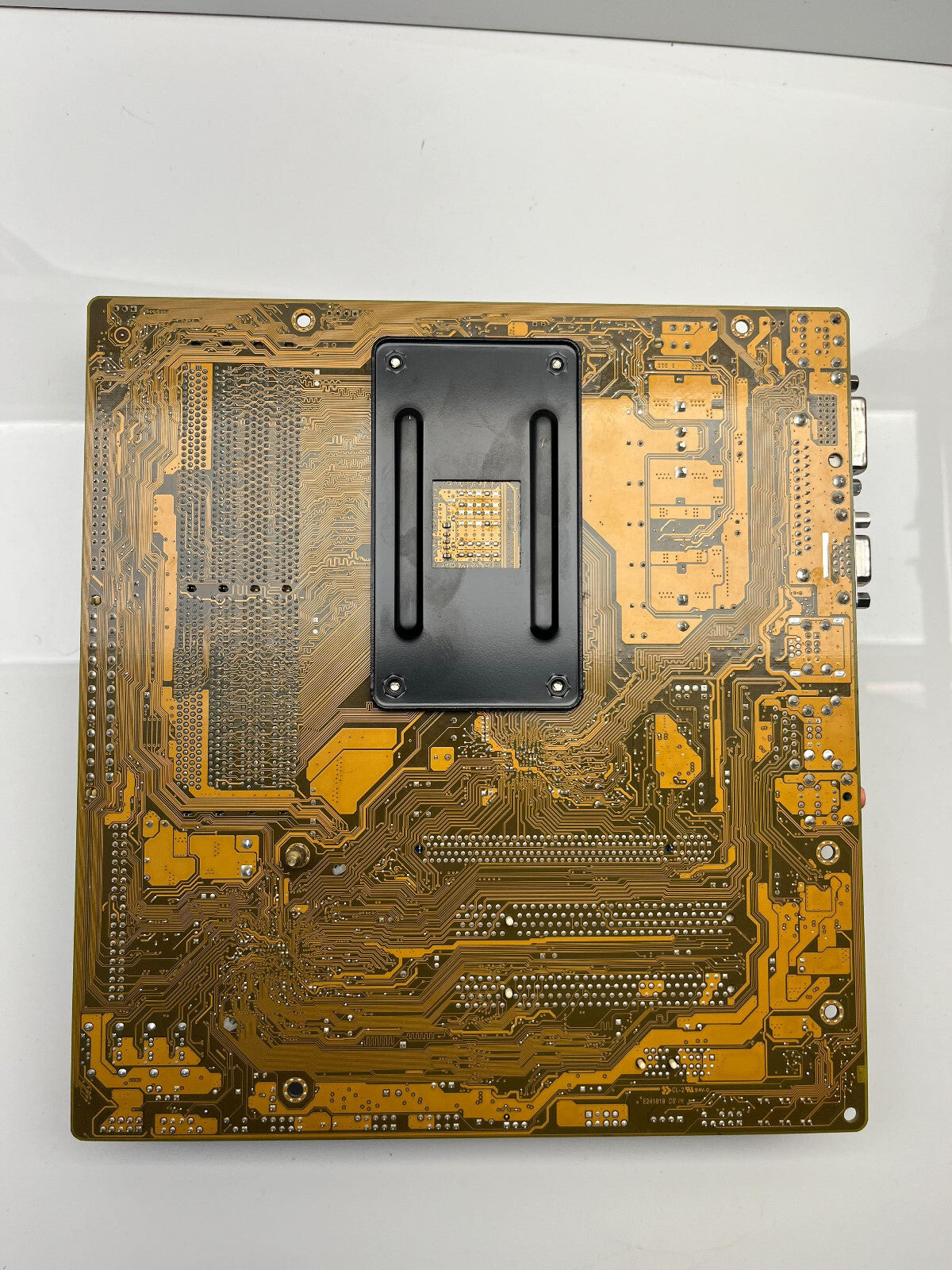 ASUS M2A-VM Motherboard + AMD Athlon 64 X2 4850e @ 2.50 GHz + 2GB RAM Bundle