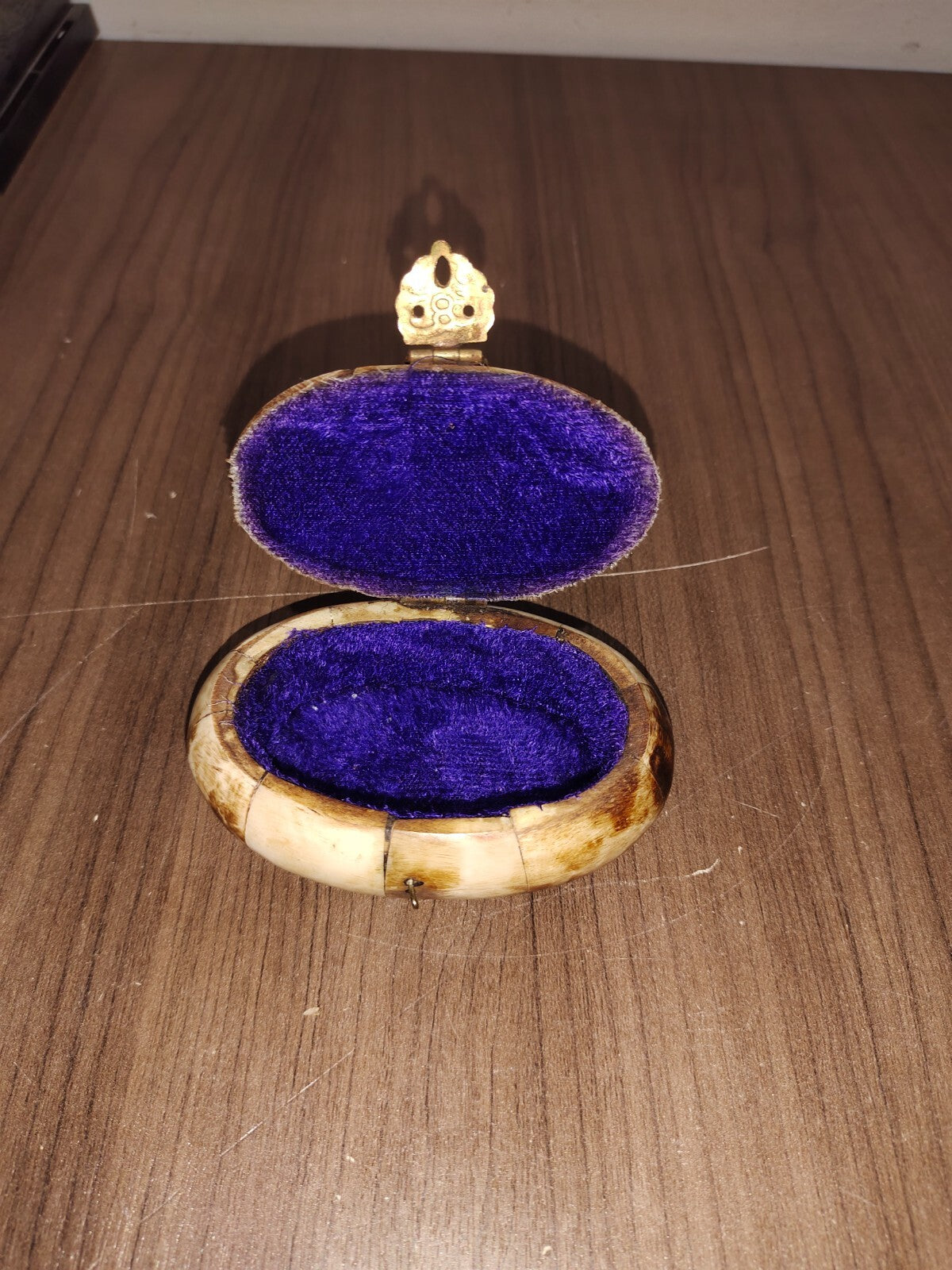 Vintage Camel Bone Trinket Jewelry Box Brass Inlay Handcrafted Oval