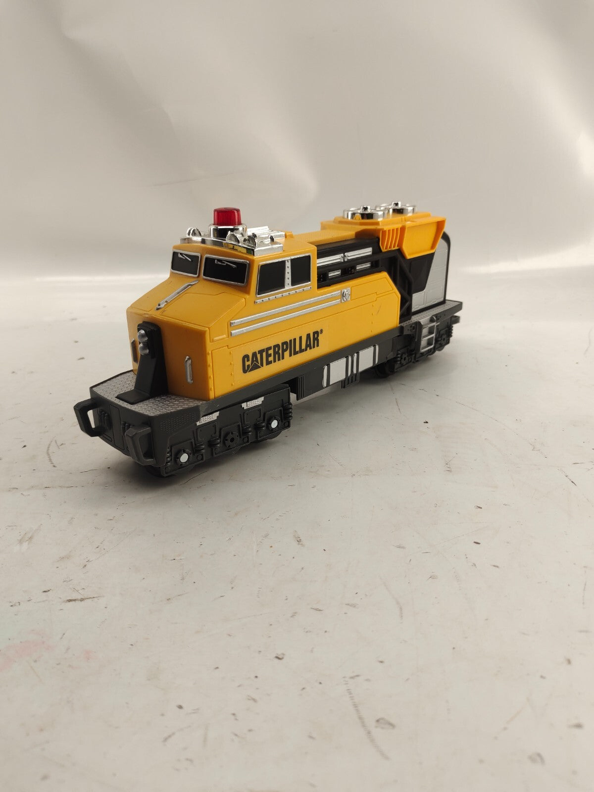 Toy State CAT  Caterpillar Construction Express Train Set O Gauge - Engine Only