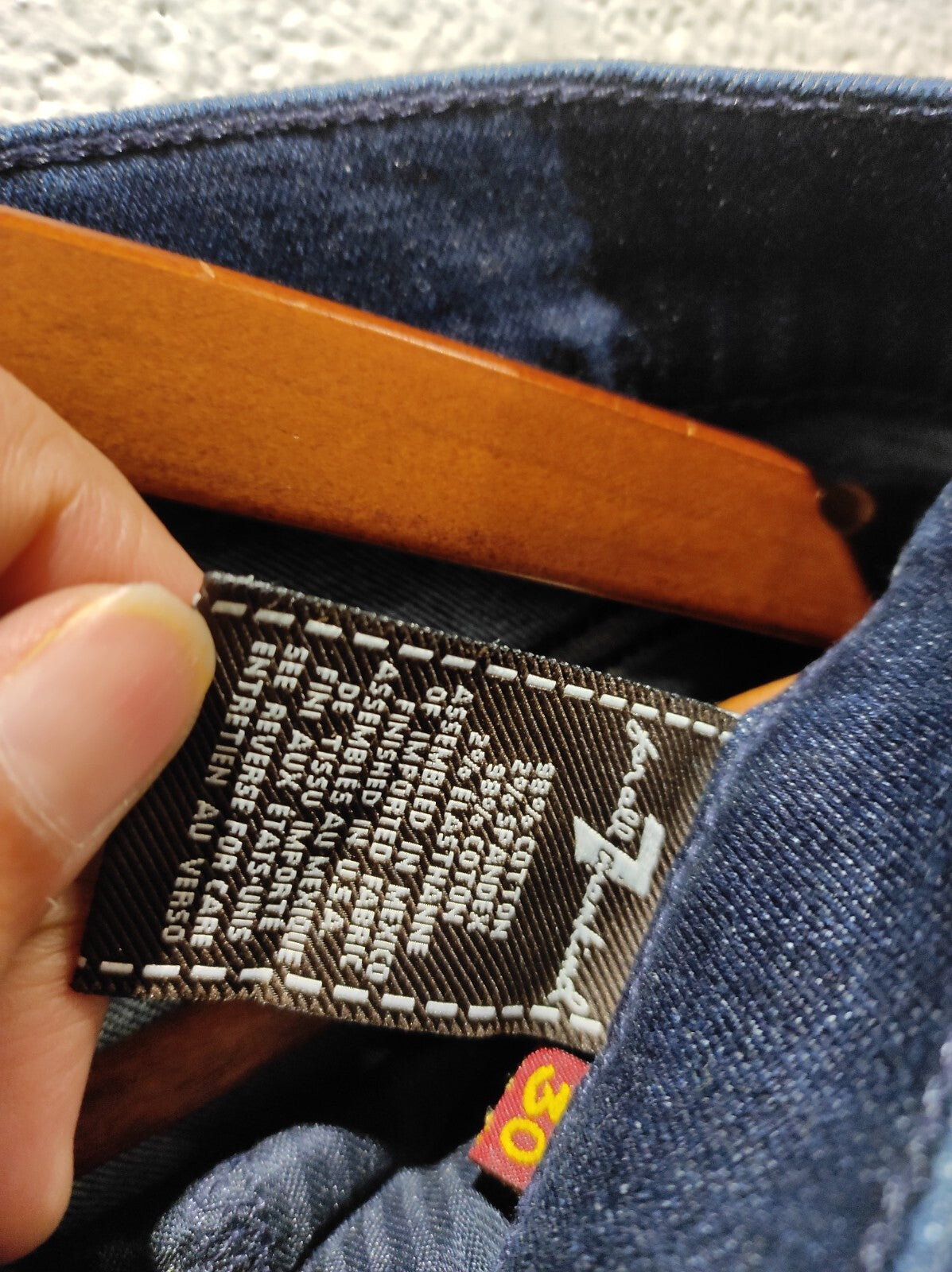 7 For All Mankind - Dark Wash Zip Bottom Gwenevere Jeans, Women Size 30 NWT