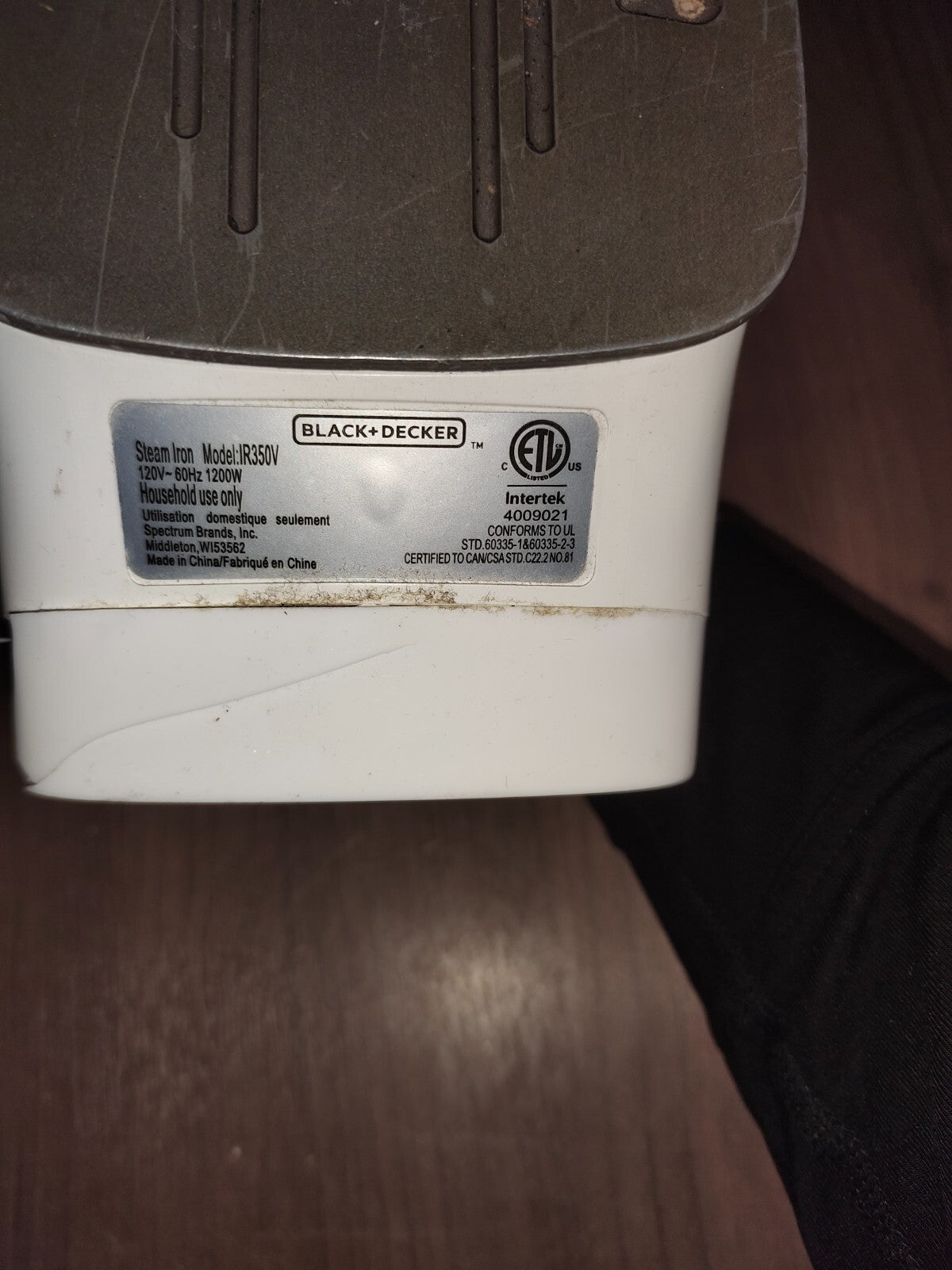 Black + Decker Steam Iron - IR350V