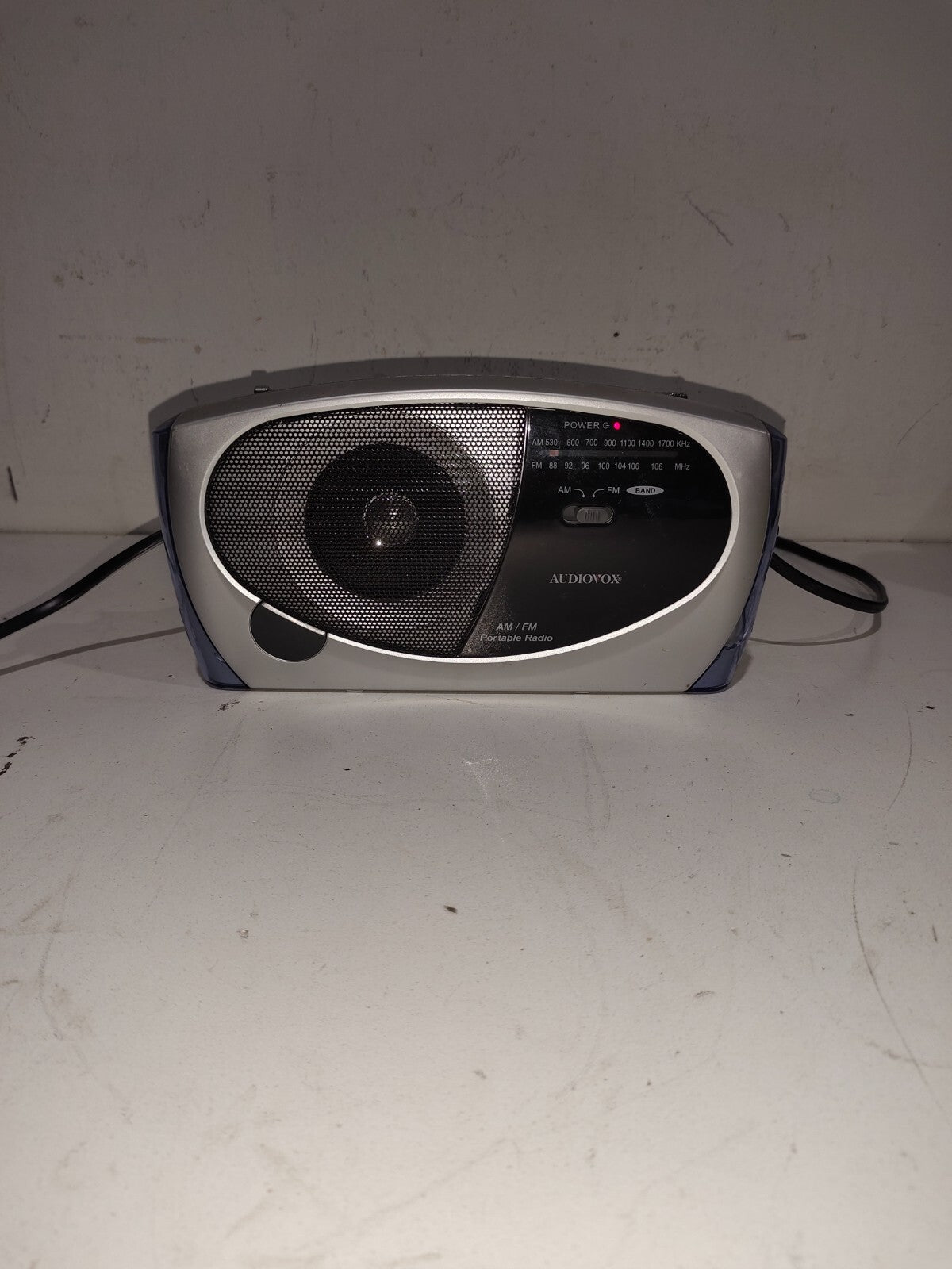 Audiovox AXR46 FM/AM Radio Player