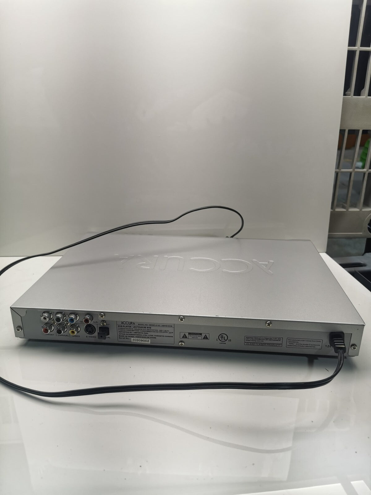 Accura super slim DVD player
