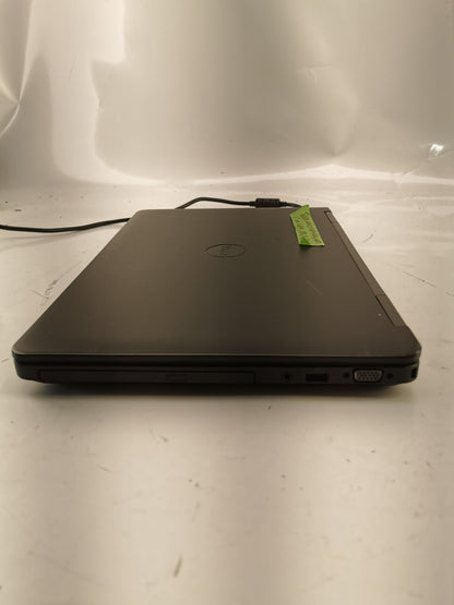 DELL Latitude E5540 15.6"(500GB HDD, i5-4200U CPU @ 1.60GHz, 8GB RAM)