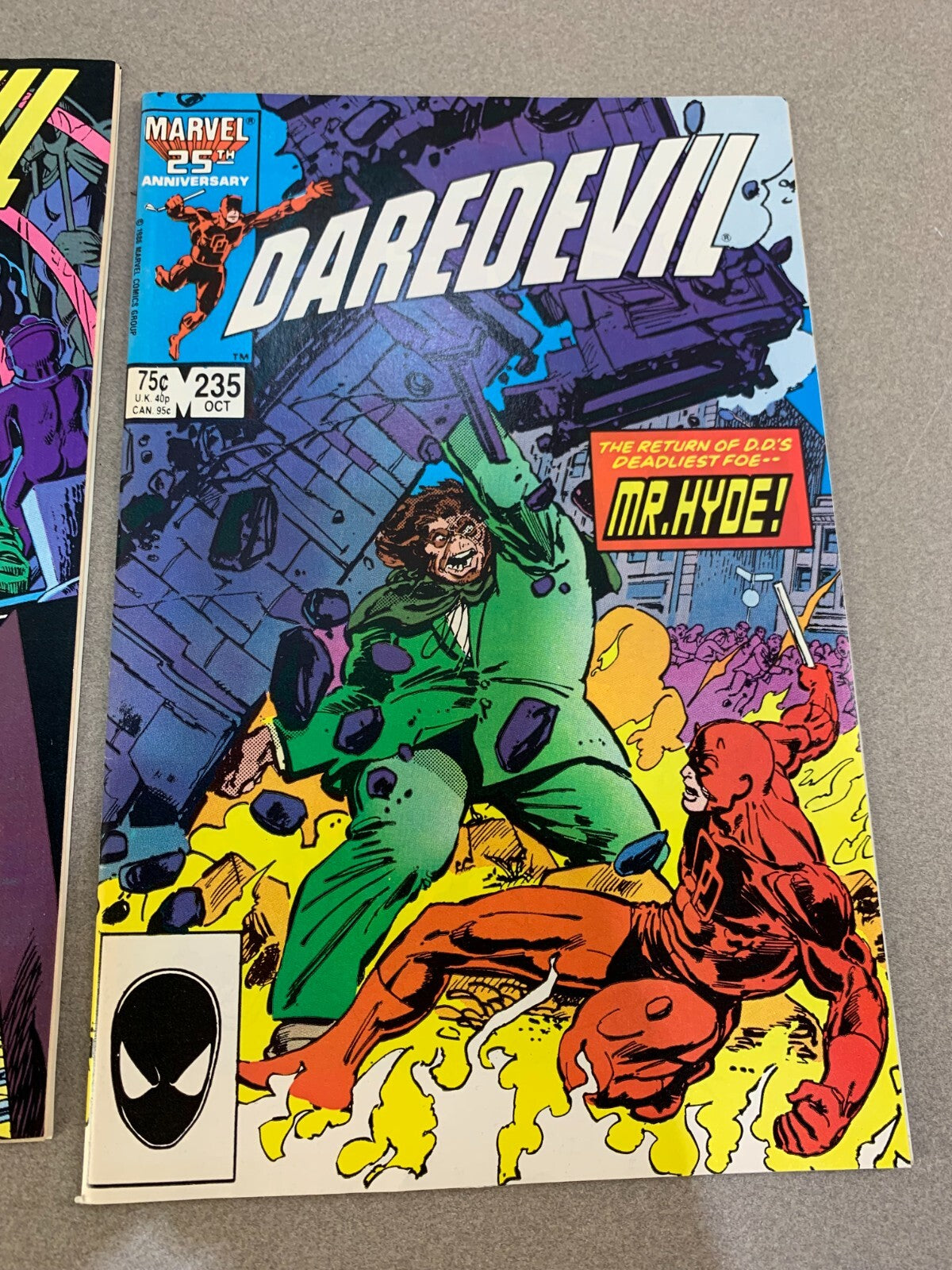 Daredevil #205 & #235 Marvel Comics Lot VF/NM 1984-1986