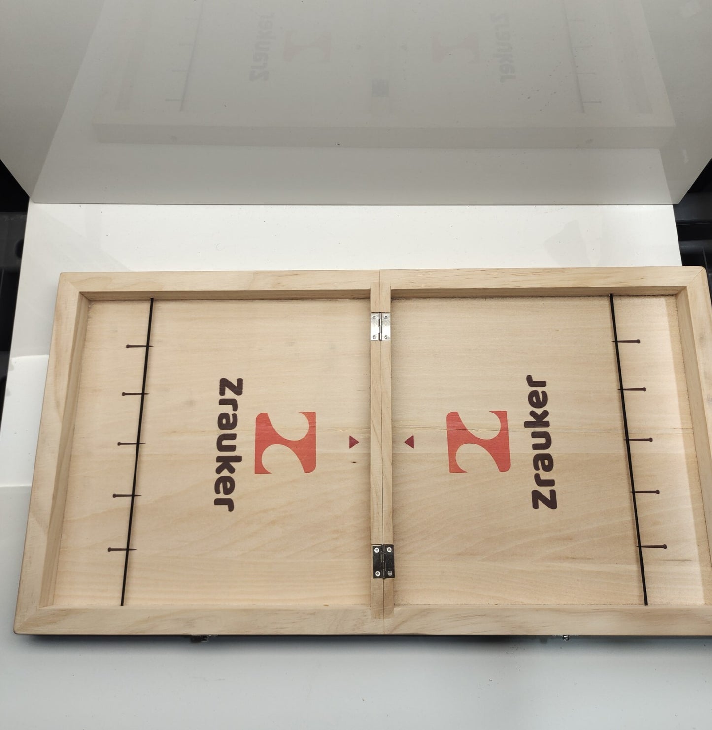 Zrauker wooden chess board game