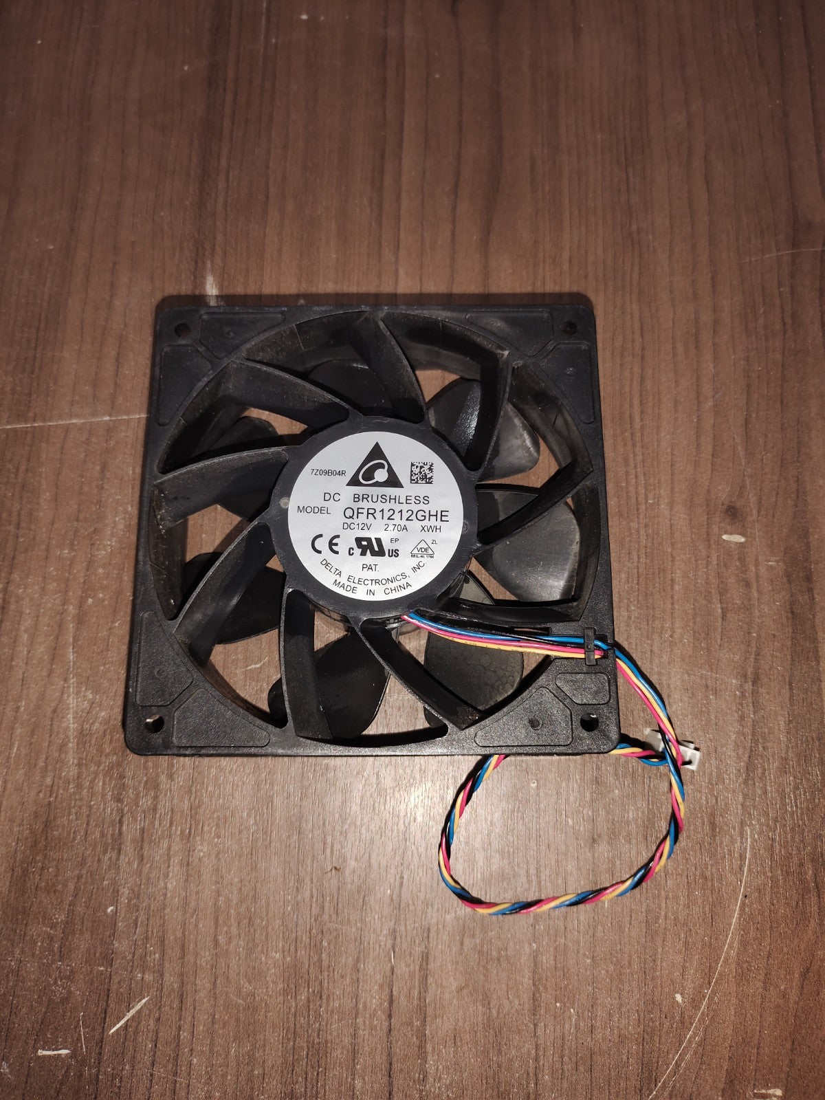 Delta QFR1212GHE High Speed GPU Cooling Fan 120 x 120 x 38mm DC 12V 2.7A - 2