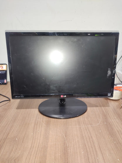 LG Flatron 22 inch Class Slim IPS LED Widescreen Monitor - 22EA53T-P