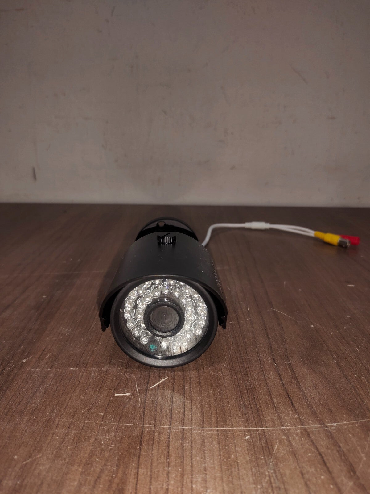 QSEE QTH7211B ANALOG HD Color Security Camera Indoor/Outdoor - New - 1