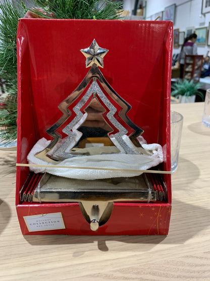 CHRISTMAS Tree With start on top, CHRISTMAS DECOR.