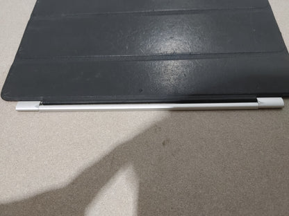 Apple iPad Smart Cover for iPad 2/3/4 Black Fair Condition