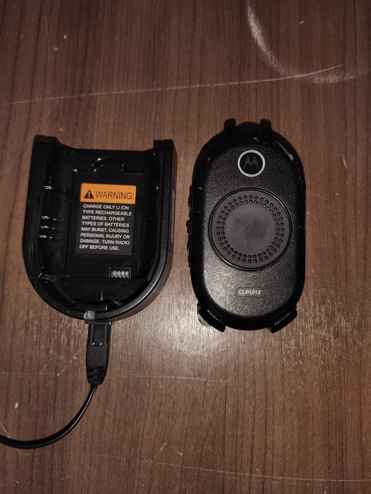 Motorola CLP1013 2-Way Portable Radio With DA03-4042040-U Charger Dock - 5