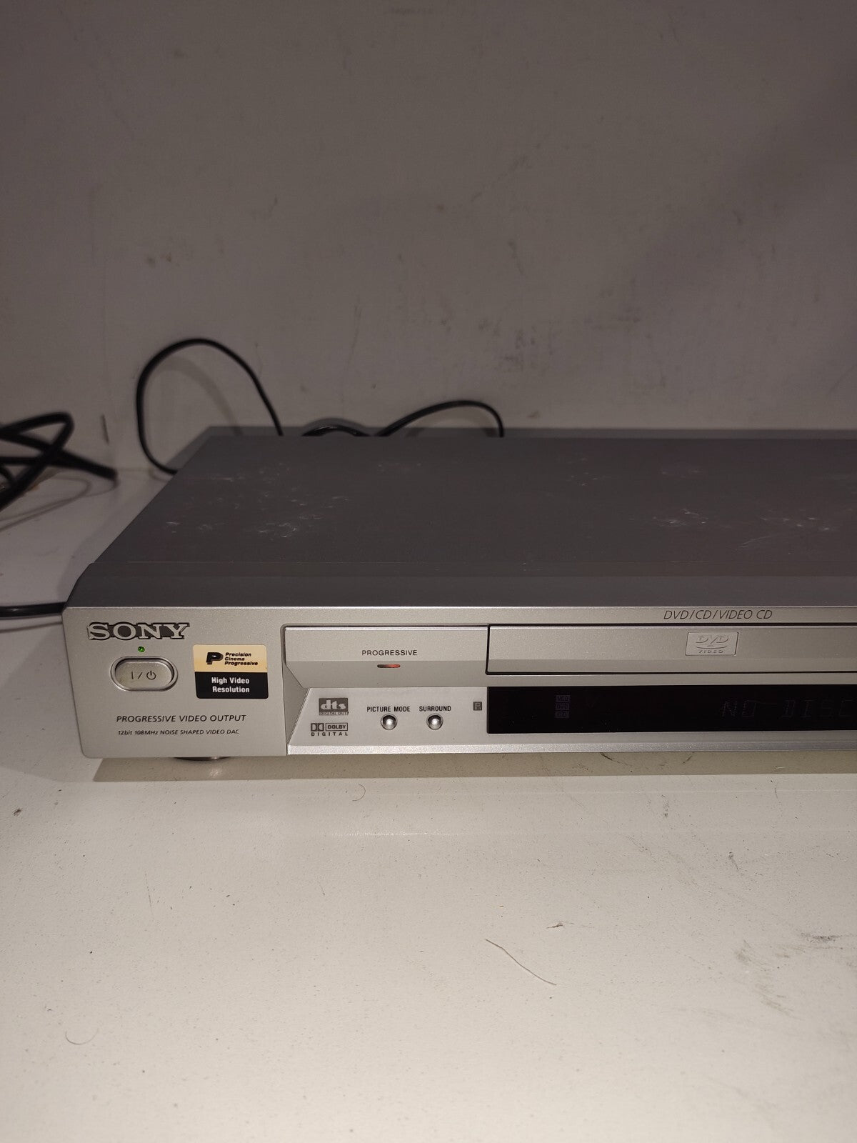 Sony DVP-NS715P Dolby Digital CD/DVD Player