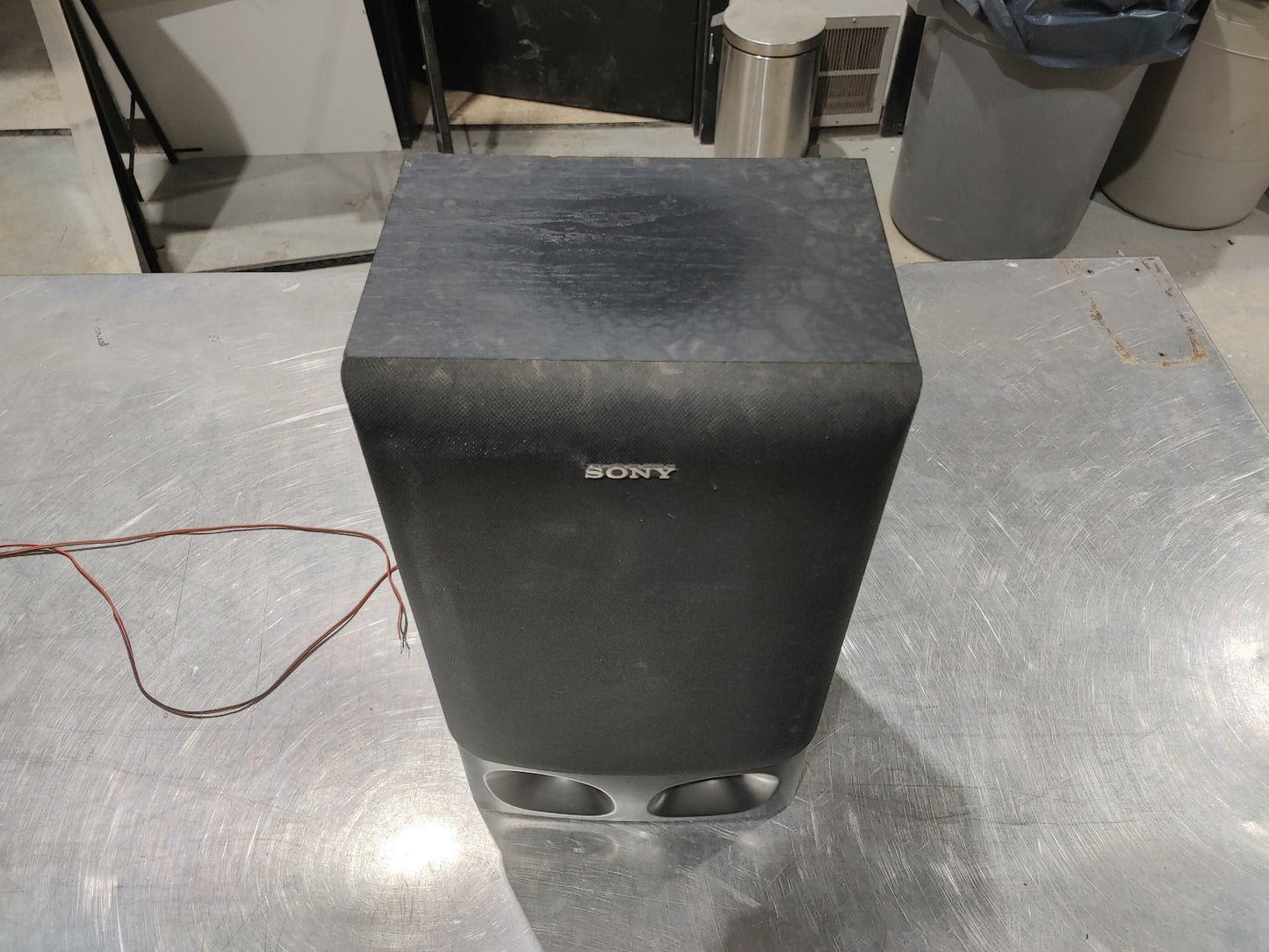 GOOD CONDITION SONY SS-G2000 3 Way 6Ohm Speaker TESTED WORKING - Black