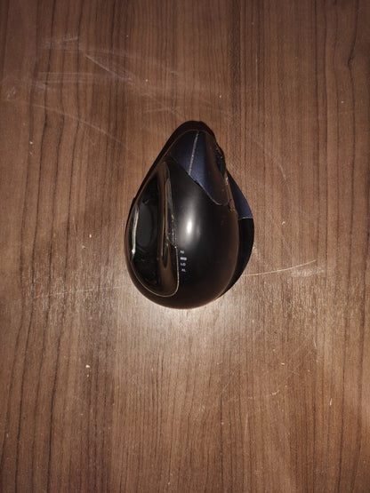 Evoluent Vertical Mouse - VMDSW Small Size, Right Hand Mouse, Wireless