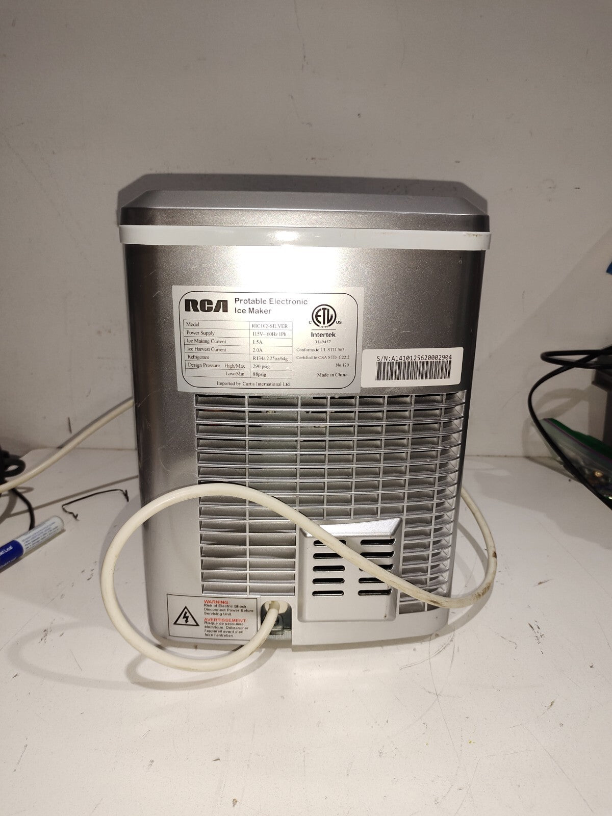 RCA RIC102 Compact Ice Maker