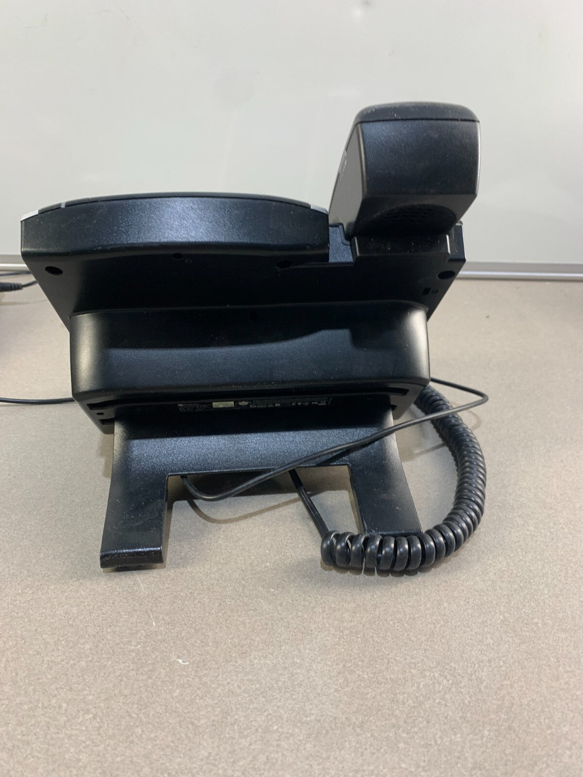 Polycom 2201-48450-001 VVX 410 12-Line IP Phone Gigabit PoE