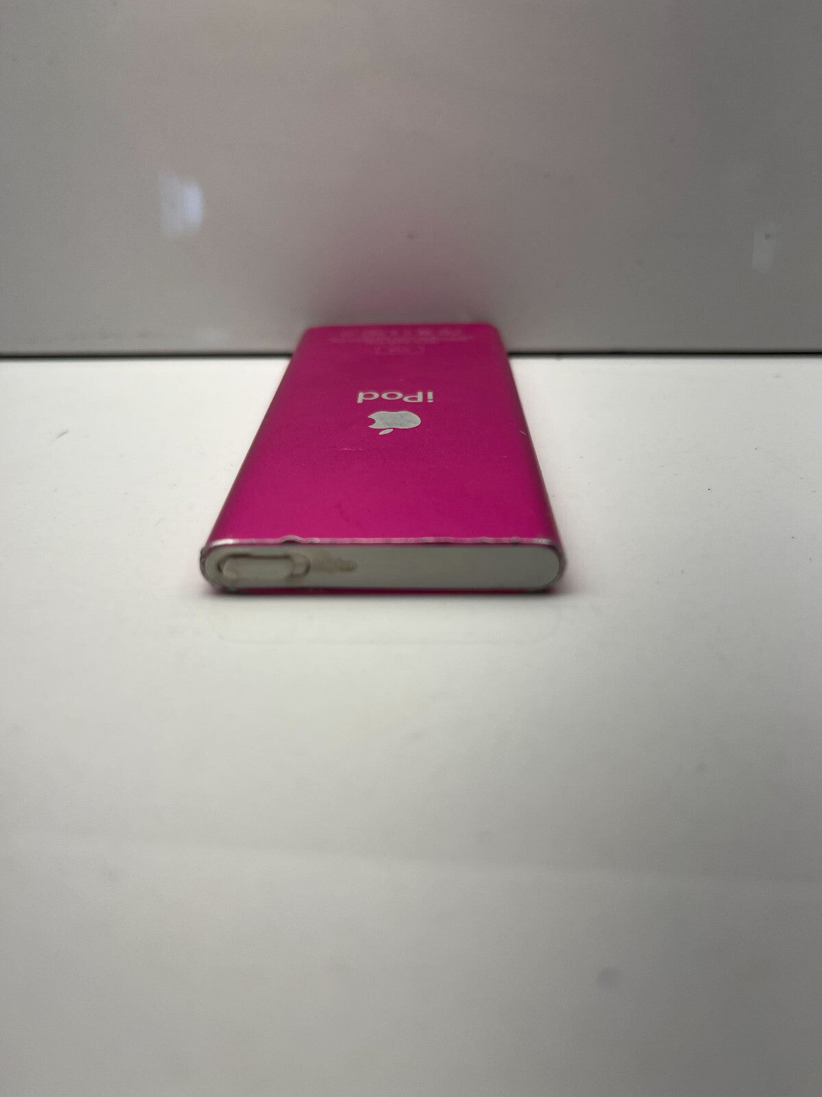 Apple iPod Nano 2nd Generation 4GB Pink A1199 Bad Screen