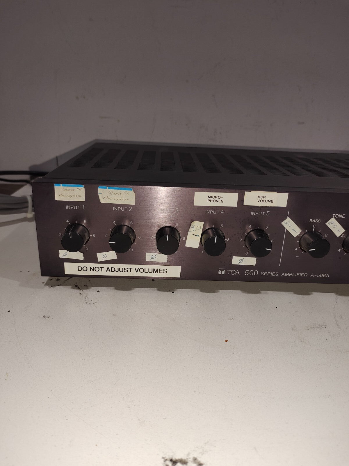 TOA A-506A 500 SERIES AMPLIFIER Pro Audio Stereo 5-Input PA Mixer Amp
