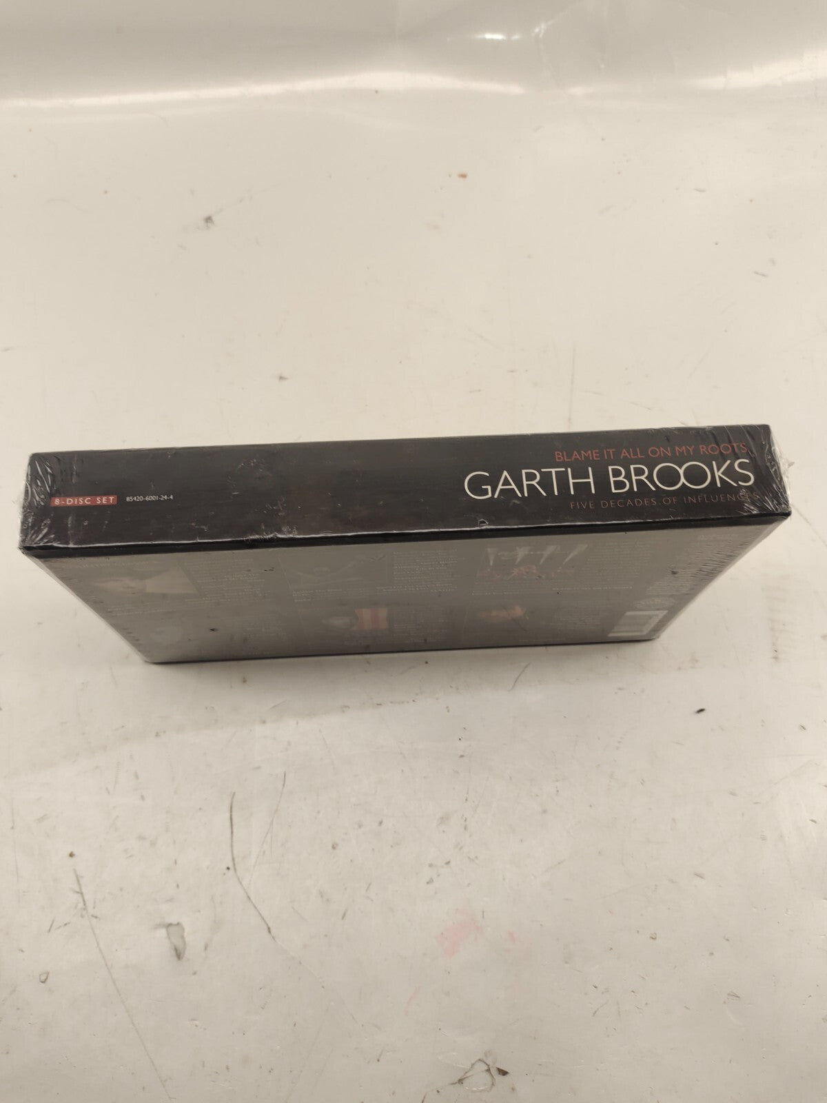 BRAND NEW Garth Brooks Blame It All On My Roots Box Set (6 CDs And 2 DVDs)