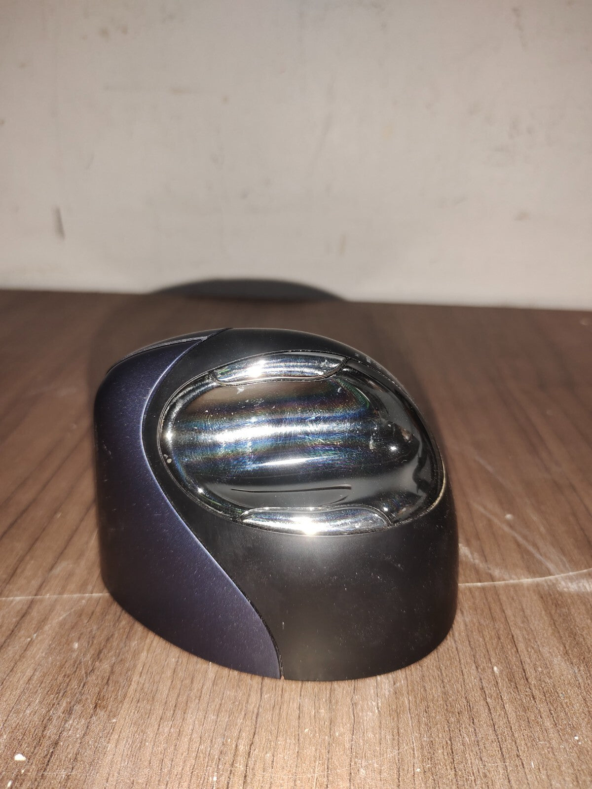 Evoluent Vertical Mouse - VMDSW Small Size, Right Hand Mouse, Wireless