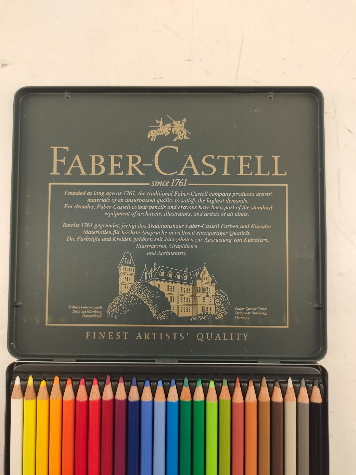 Faber Castell - 24 pencil colors set in metal tin