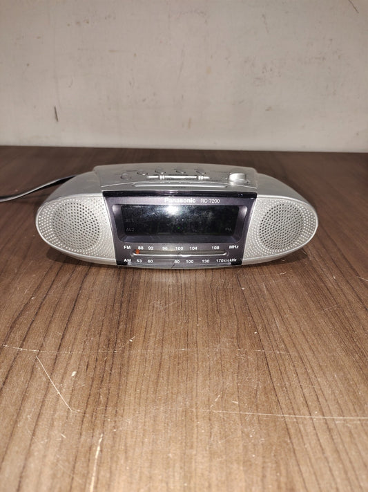 Panasonic RC-7200 Alarm Clock-Green Digits-Dual-AM/FM-Corded