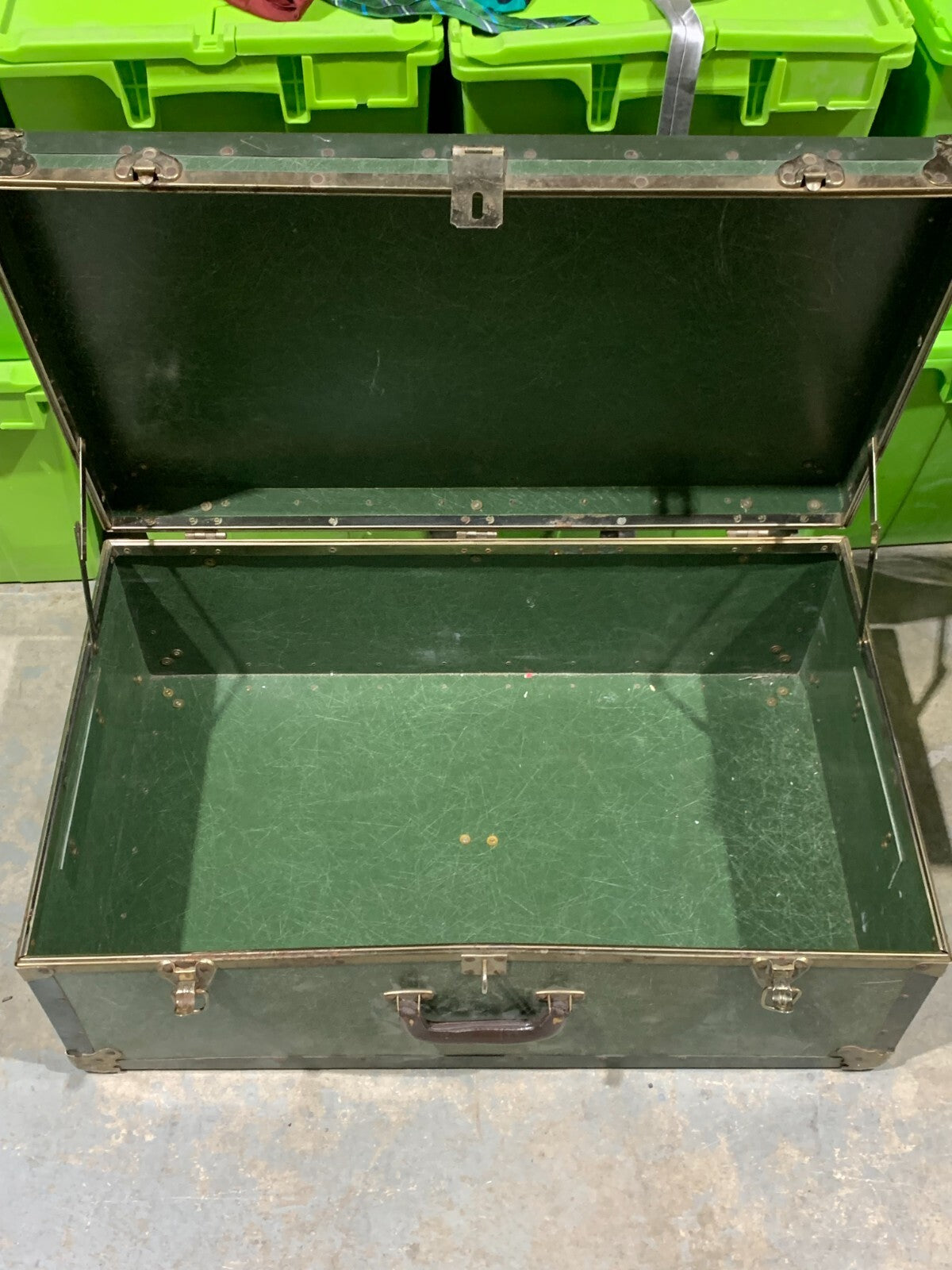 Canadian Armed Forces Vintage Barracks Box