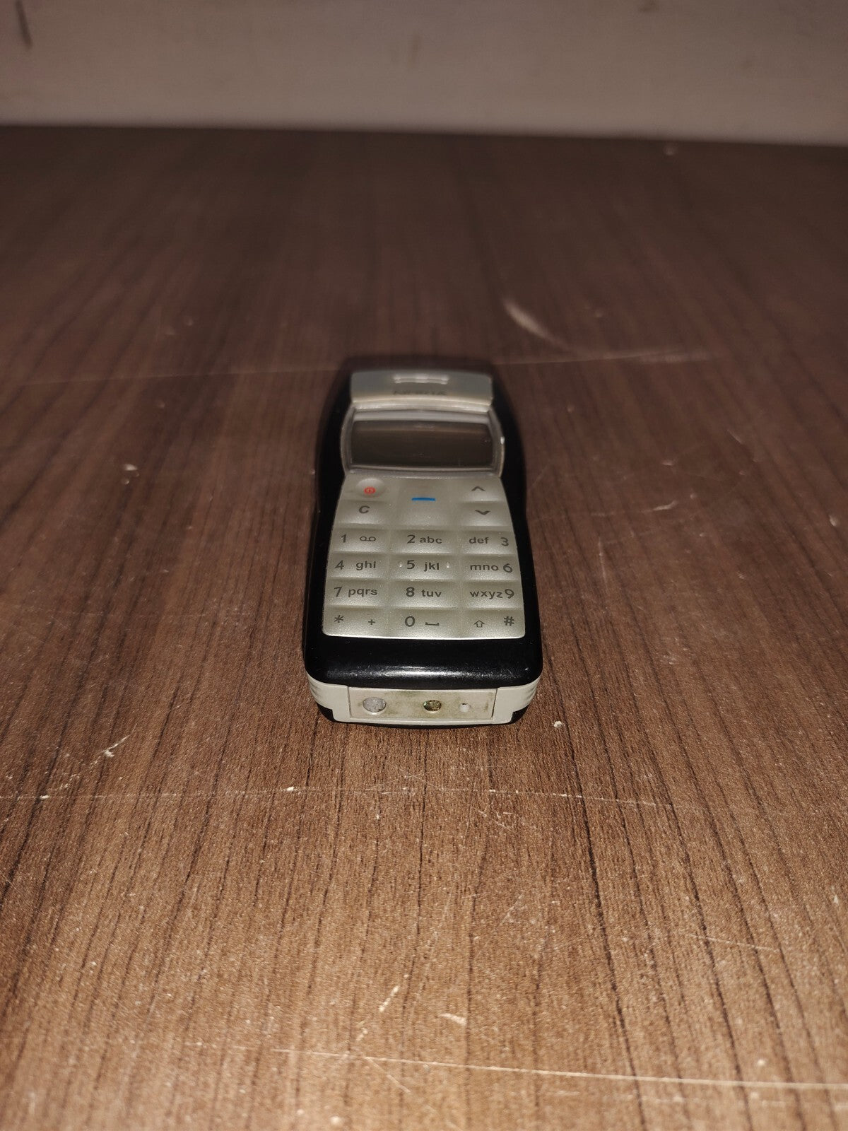 Nokia 1100 2G GSM 900/1800 Original Unlocked Classic Phone - For Parts