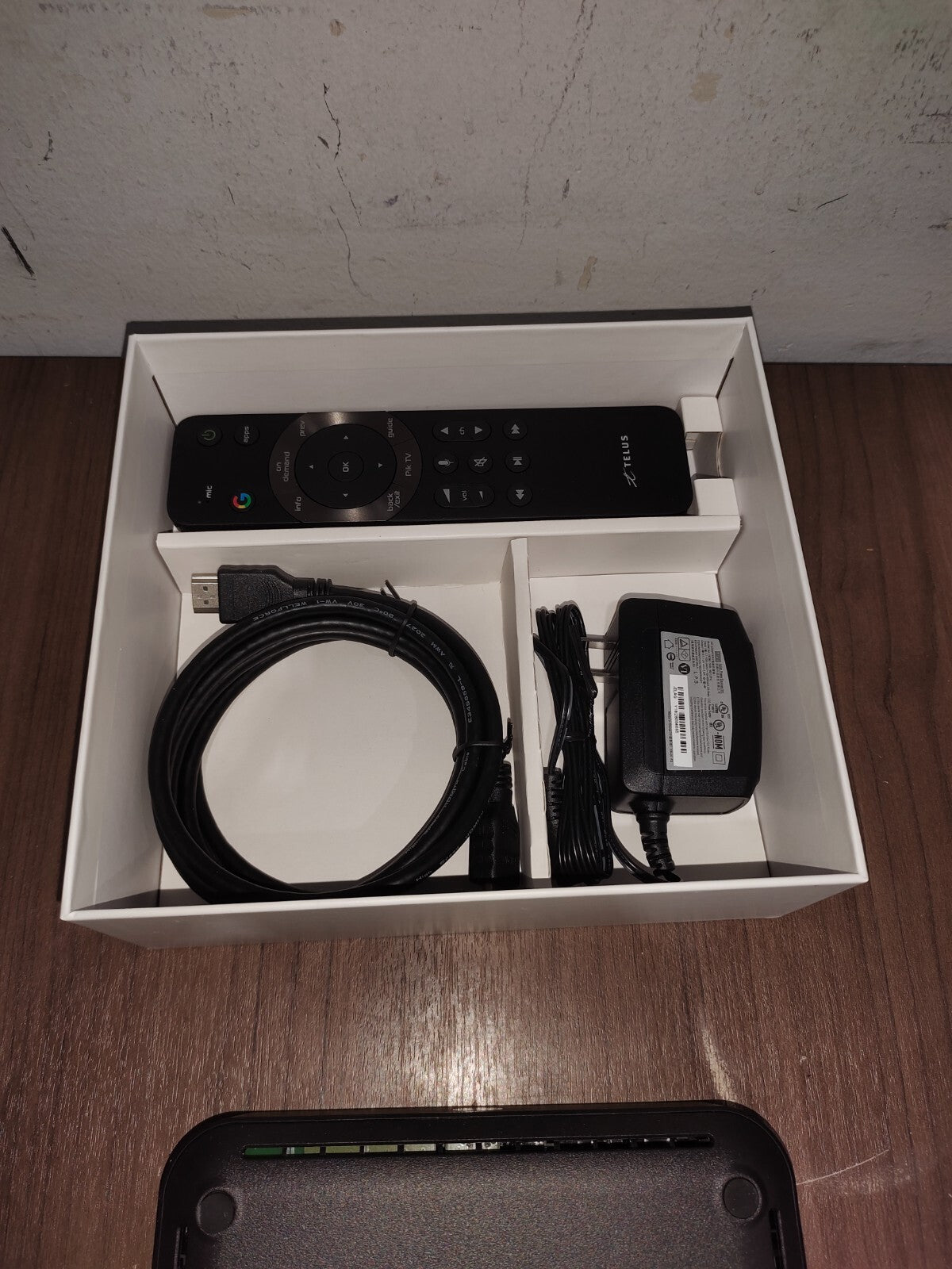 TELUS PikTV Media Box - Black
