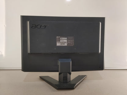 GOOD CONDITION Acer X193W 20inch LCD Widescreen Monitor VGA Only HD Black