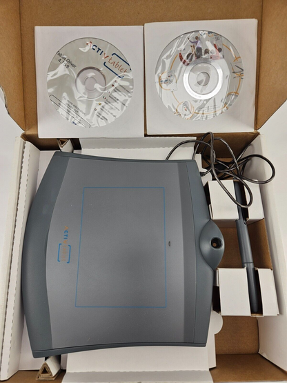 Wacom USB Drawing Graphics Active Tablet 9" x 9" FT-0405-U06
