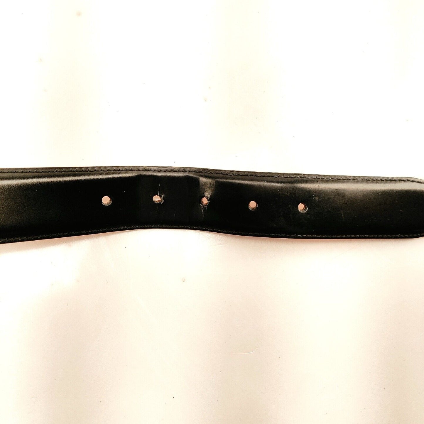 Saks Fifth Avenue Black Full Grain Leather Belt Size 40 Made in Italy