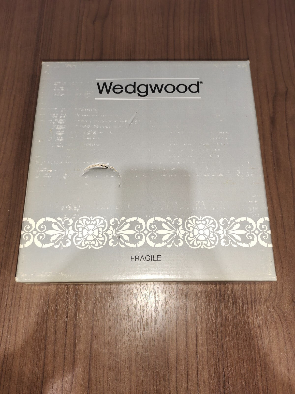 Wedgwood The Legend of King Arthur Bone China Certified Plate