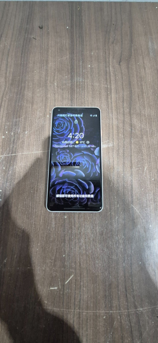 Google Pixel 2 XL 128GB - Black & White - Model - G0110 - Phone Locked