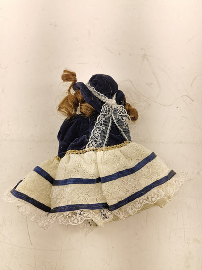 Porcelain dolls, Blue