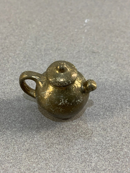 Brass small teapot ornaments