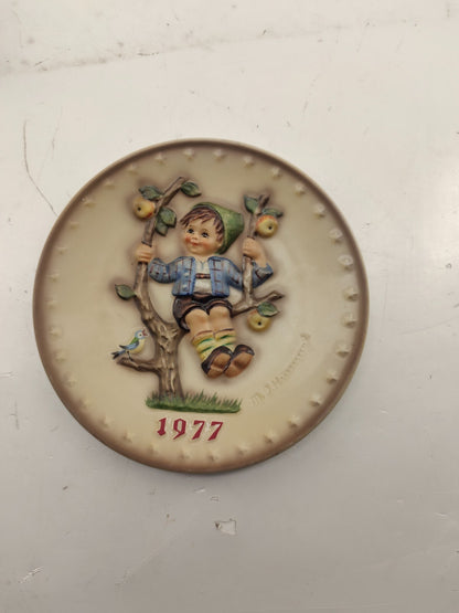 Vintage 1977 Hummel Annual Plate, Boy & Tree Hand Painted, Made in West Germany