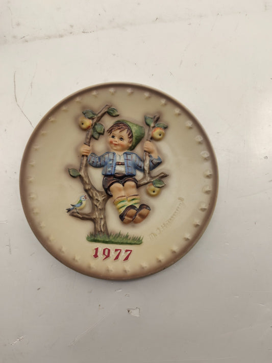 Vintage 1977 Hummel Annual Plate, Boy & Tree Hand Painted, Made in West Germany