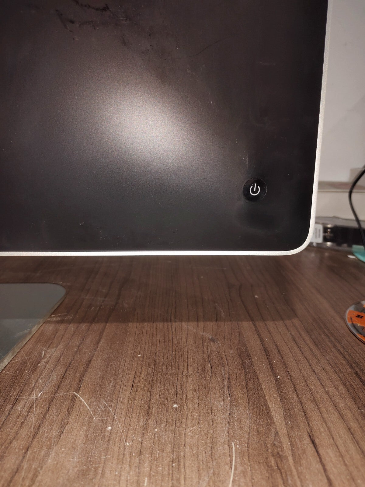 Apple iMac A1225 Early 2009 24" Intel Core 2 Duo 2.8GHz 4GB RAM 1TB HDD