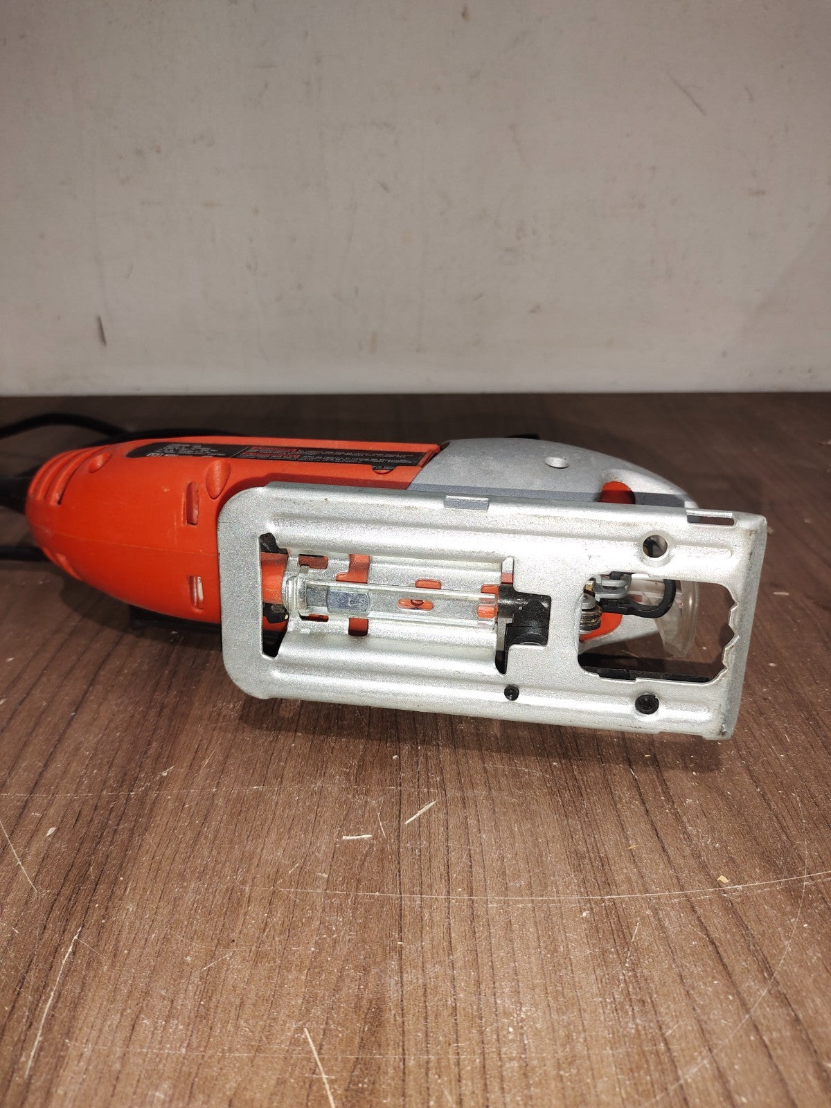 Black & Decker - JS650L Line Finder Orbital Jigsaw Corded