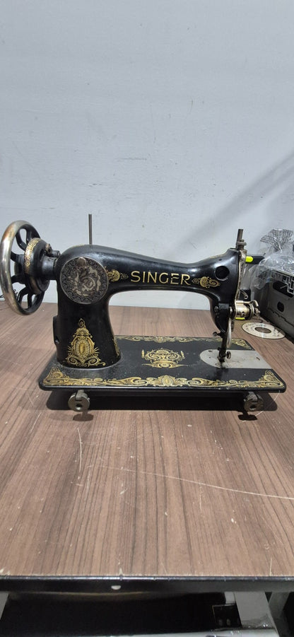 Antique Singer Sewing Machine Hand Crank Model - G3795772