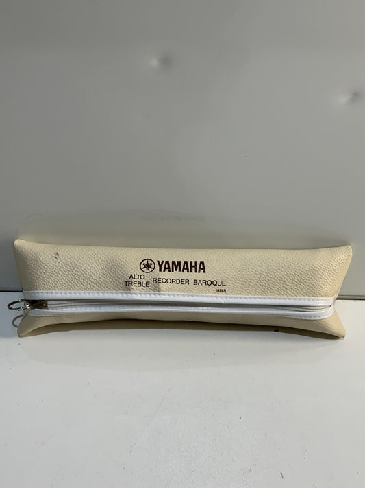 YAMAHA Alto Recorder Baroque With Soft Case, And All Original Accessories.