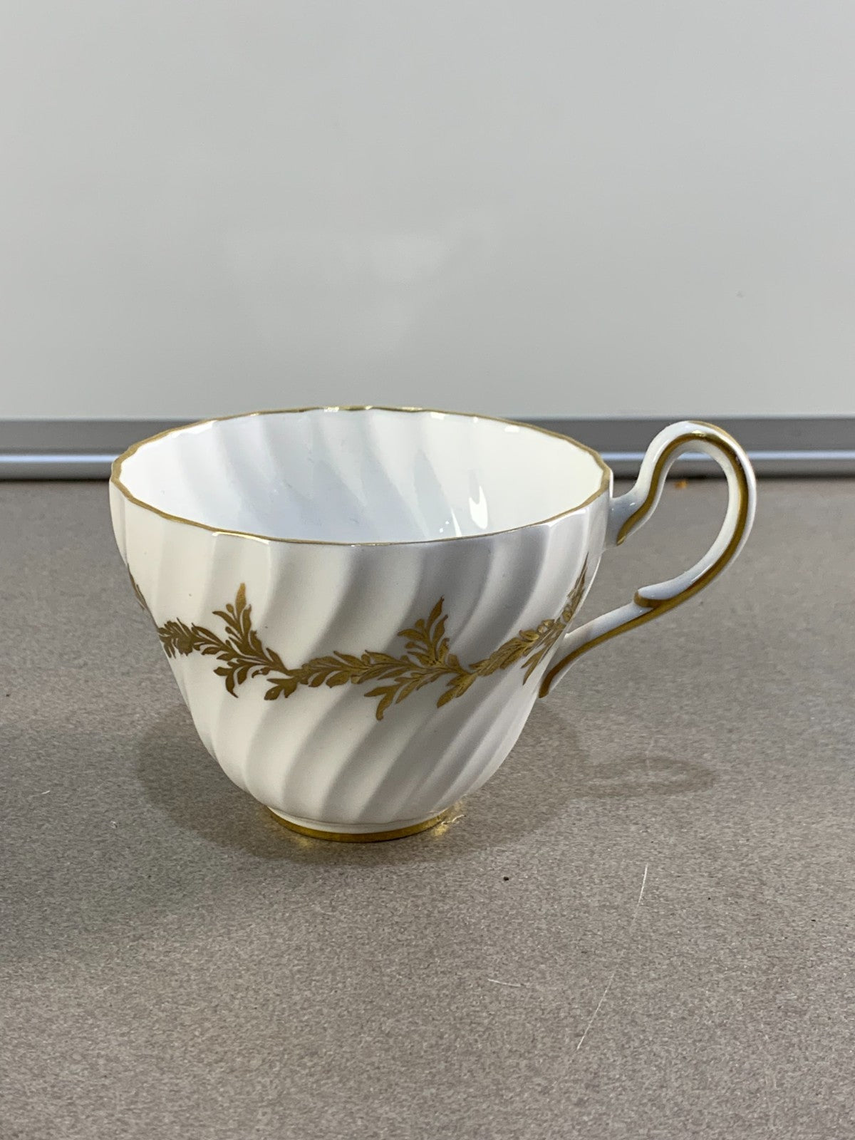 Flat Cup - Golden Regency by FOLEY